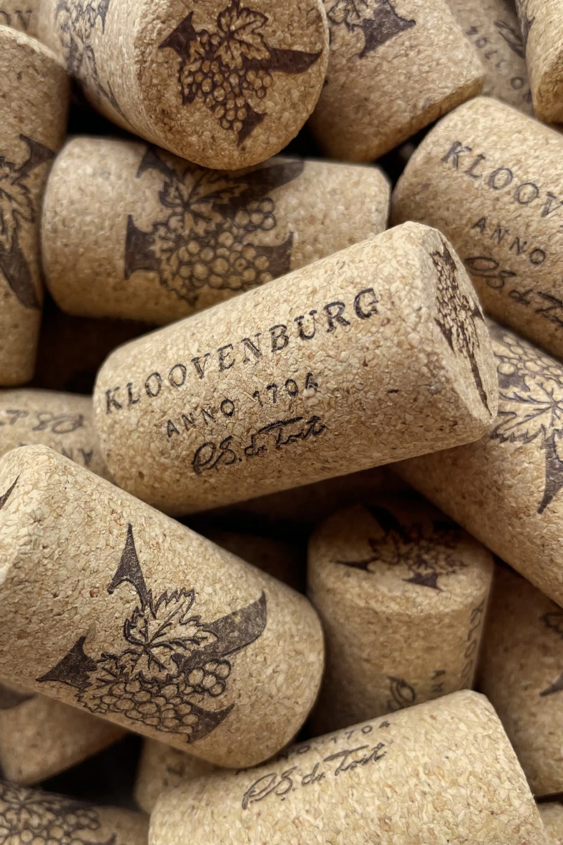 Kloovenburg cork design
